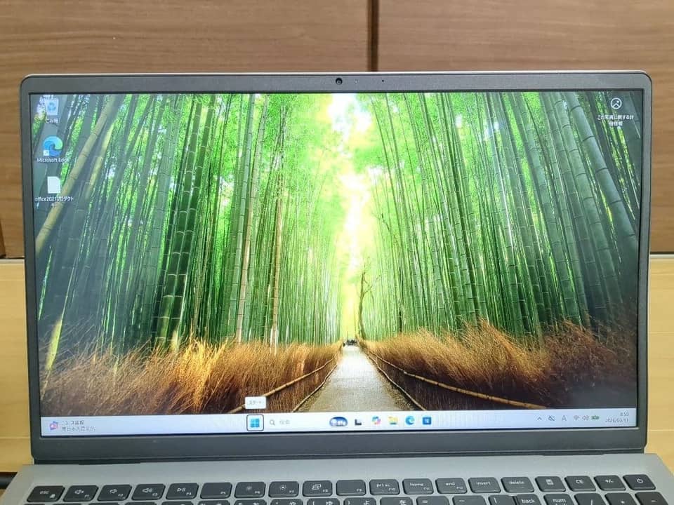 Dell Inspiron 3525 Computers 1.5TB 32GB Refurbished - Excellent