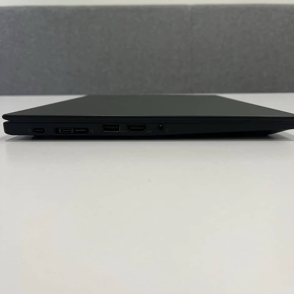 Lenovo ThinkPad T14s Computers 1000GB 16GB Refurbished - Excellent