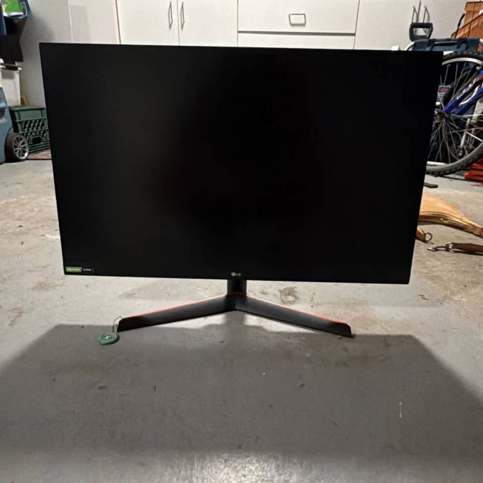 LG 32GN50T-B Monitors Black New
