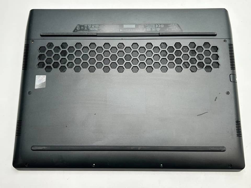 Dell Alienware m15 R7 Computers 1000GB 16GB Refurbished - Excellent