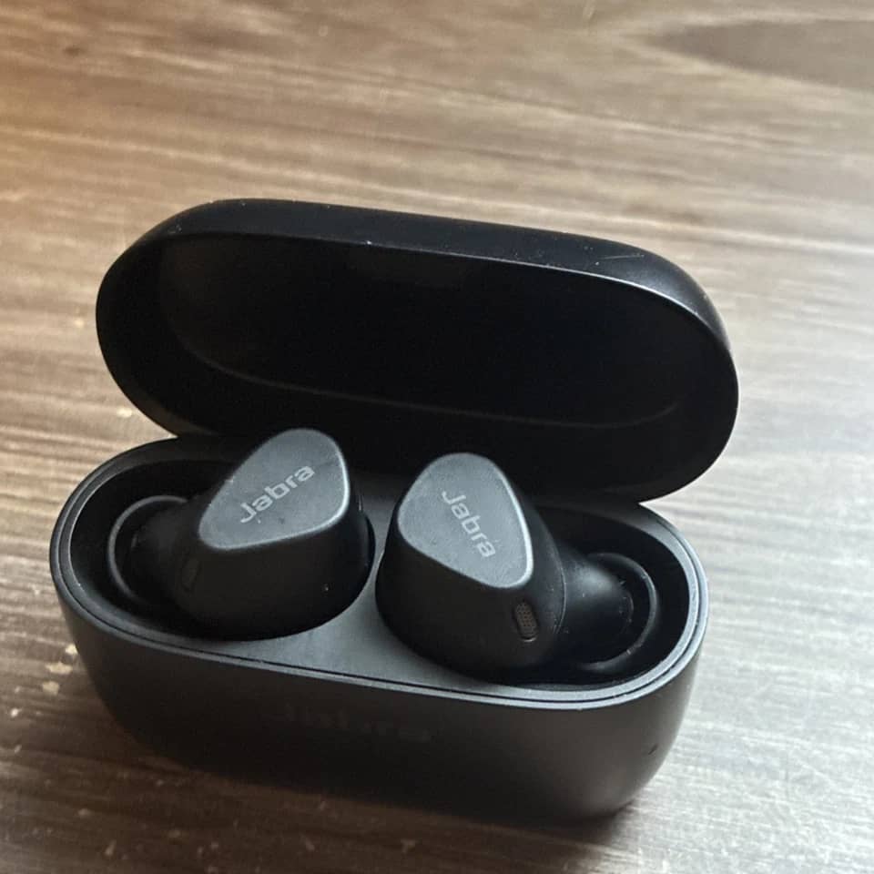 Jabra Elite 45h Headphones & Earbuds Blue New