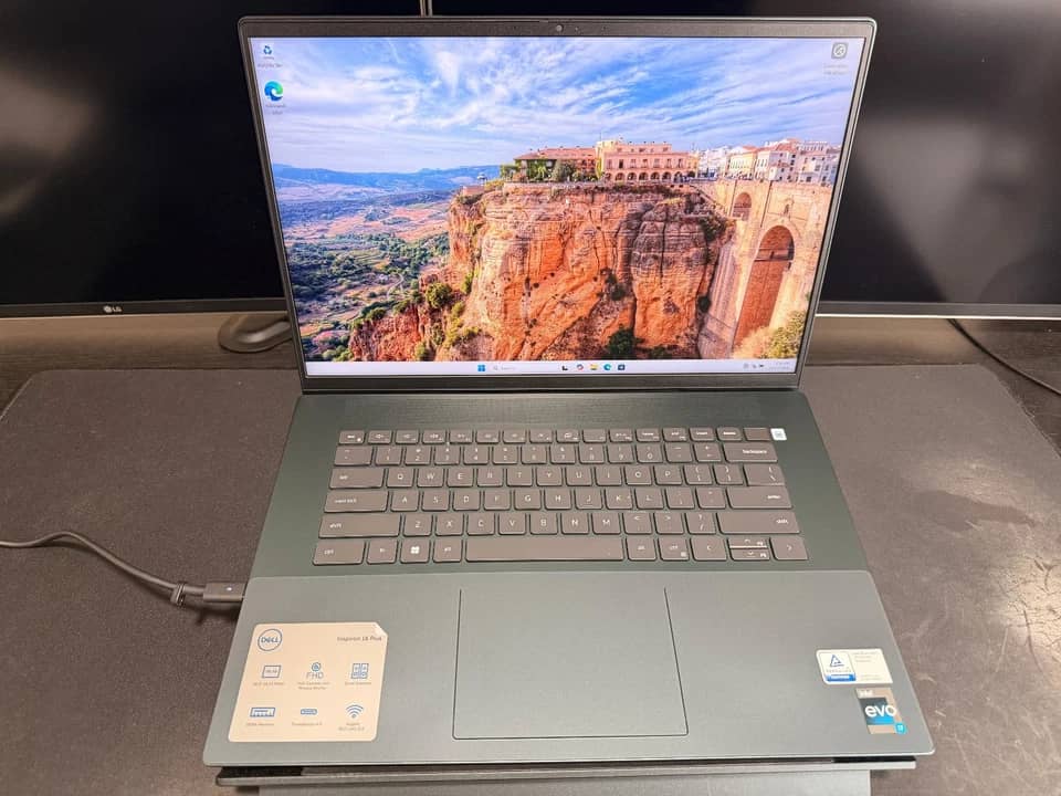 Dell Inspiron 16 7620 Computers 1TB 16GB New
