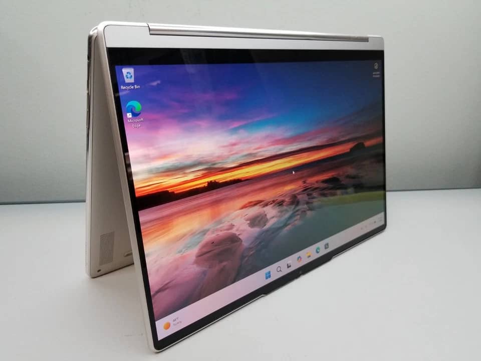 Lenovo Yoga 9 2-in-1 Computers 1TB 16GB New