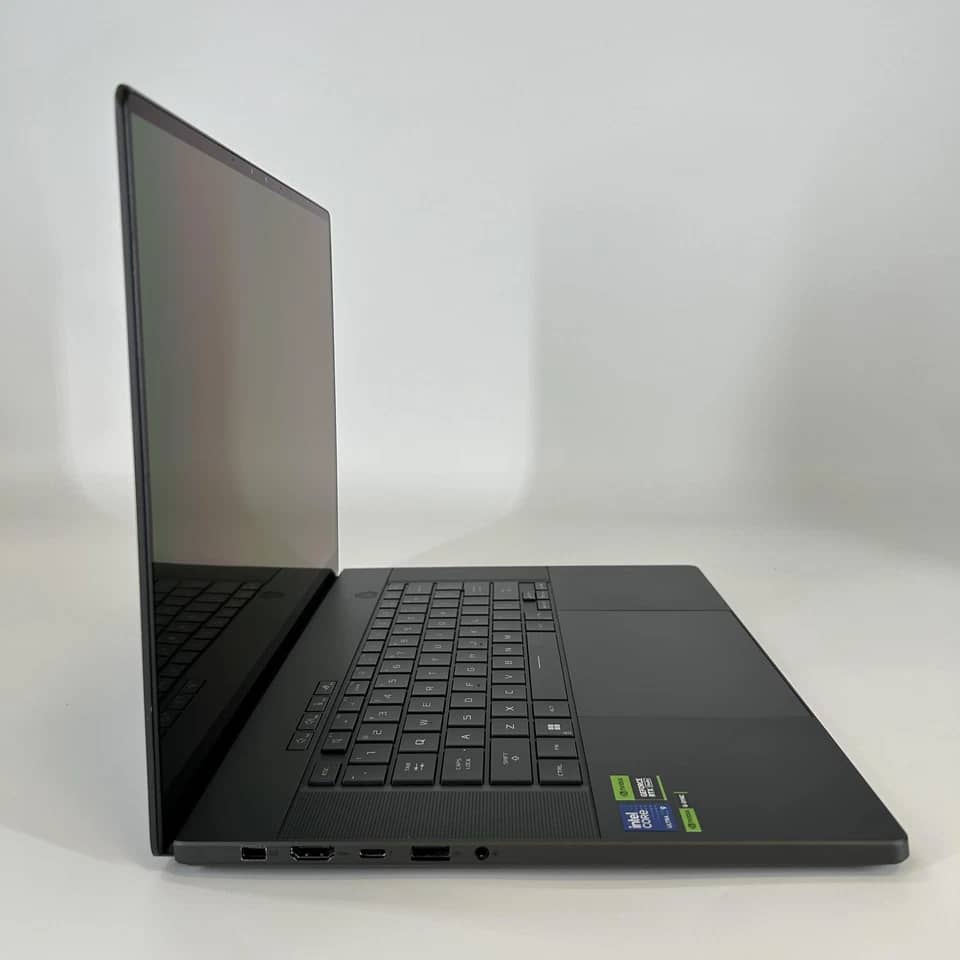 ASUS ROG Zephyrus GU605 Computers Refurbished - Excellent 2TB 32GB