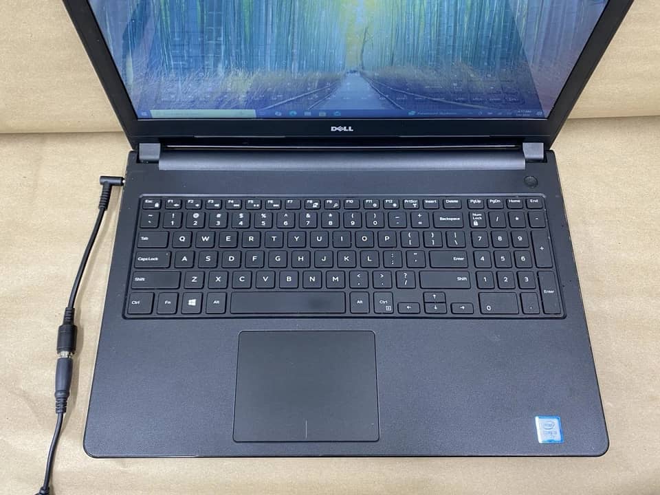 Dell Inspiron 15 5566 Computers 240GB 6GB Used - Good