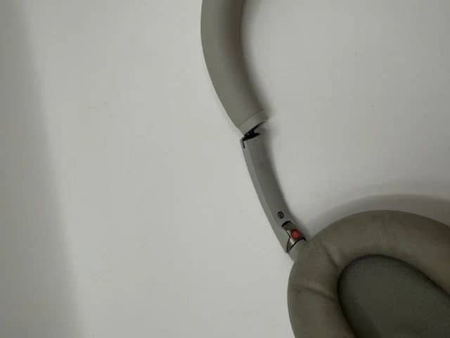 Sony WH-1000XM6 Headphones & Earbuds Silver New