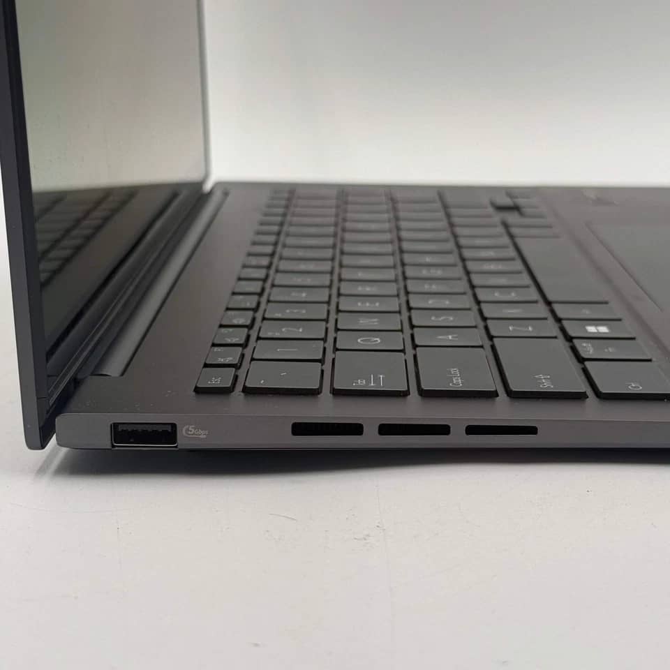 ASUS Zenbook 14 OLED Computers 512GB 16GB New