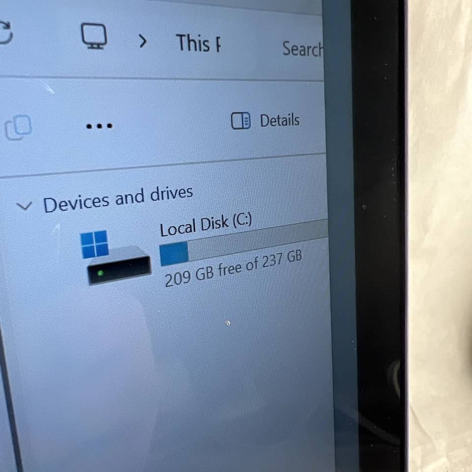 Dell Inspiron 5379 Computers 1TB 8GB For parts or not working