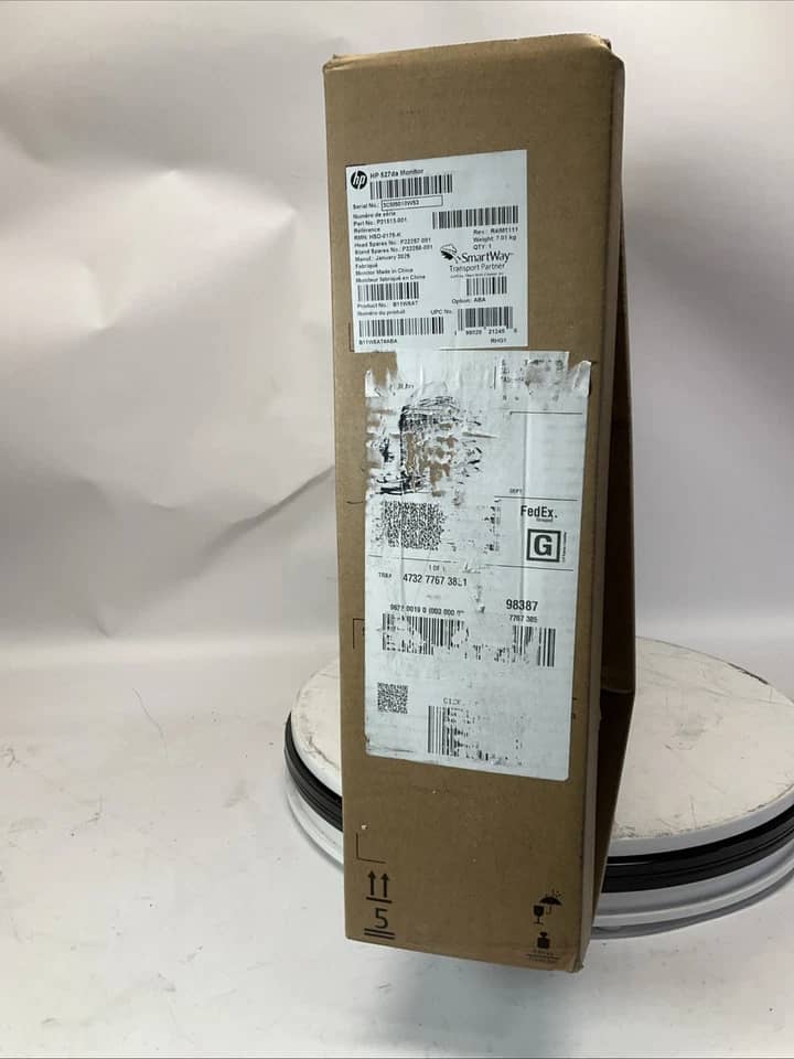 HP 527da Monitors New