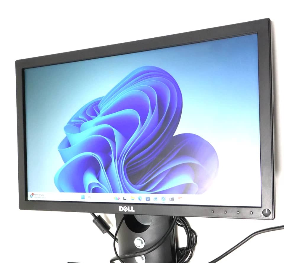 Dell E1916H Monitors Refurbished - Excellent