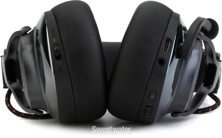 JBL JBLQ810WLBLKAM Headphones & Earbuds Black Refurbished - Excellent