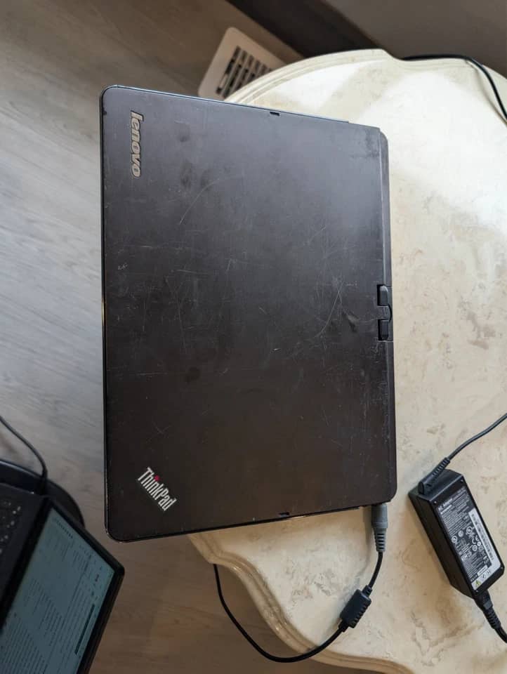 Lenovo ThinkPad Twist Computers 500GB 4GB New
