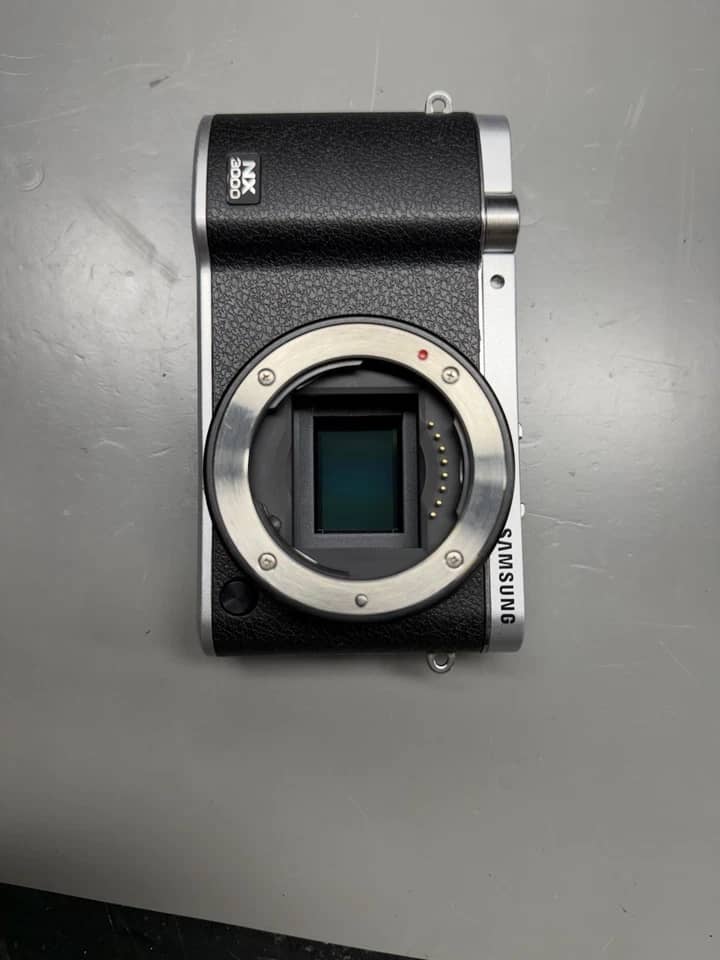 Samsung NX3000 Digital Cameras Black Used - Good
