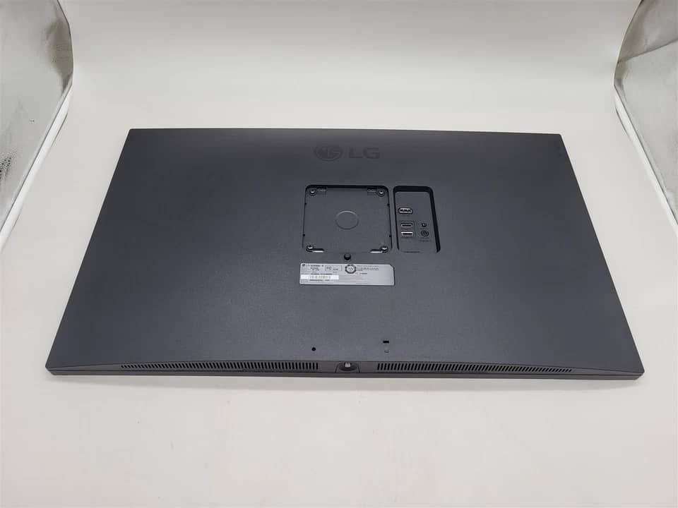 LG 32UR500K Monitors New