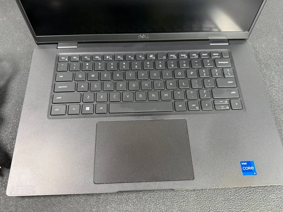 Dell Latitude 7530 Computers 1000GB 16GB Refurbished - Excellent