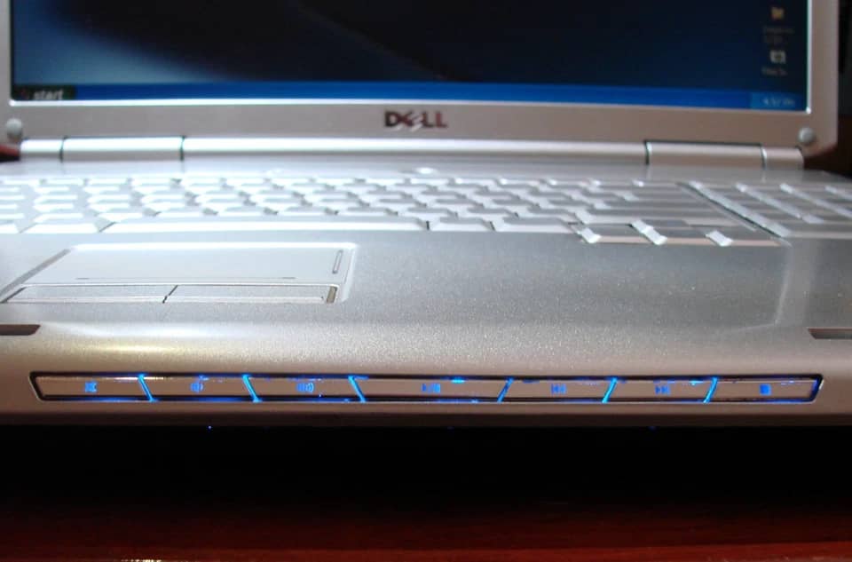 Dell Inspiron 1720 Computers 1TB 3GB Used - Good