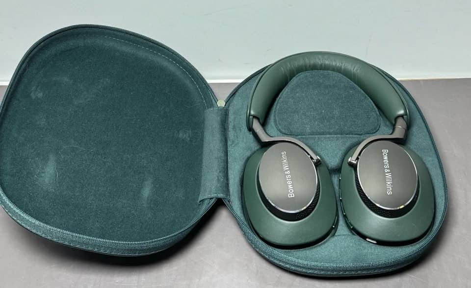 Bowers & Wilkins PX8 Headphones & Earbuds Purple New