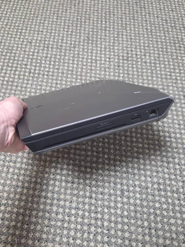 Dell Alienware x14 R2 Computers 128GB 8GB For parts or not working