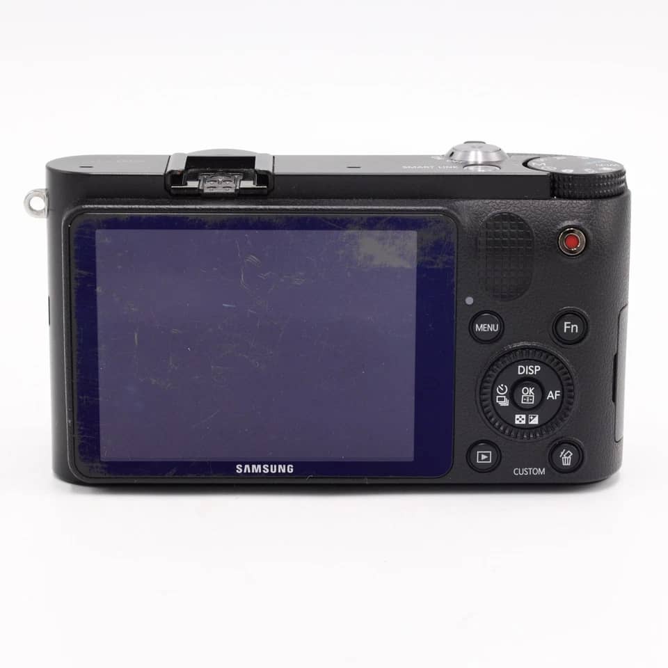 Samsung NX1000 Digital Cameras Body Only For parts or not working