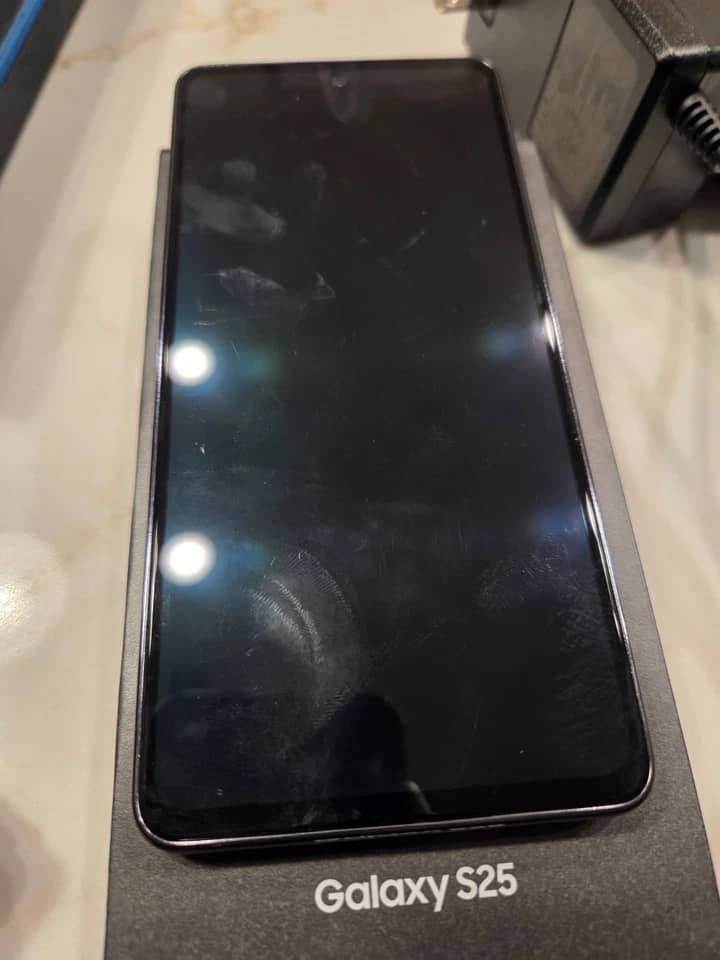 Samsung Galaxy A52 Cell Phones Black AT&T 128GB Open-Box Excellent