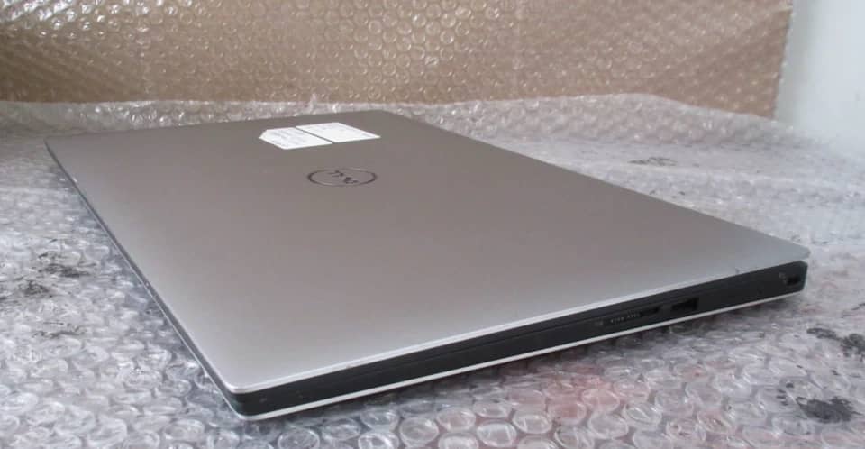 Dell XPS 15 9560 Computers 1TB 16GB Used - Good