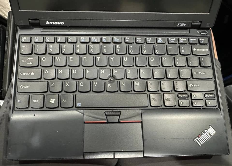 Lenovo ThinkPad X120E Computers 120GB 4GB Used - Good
