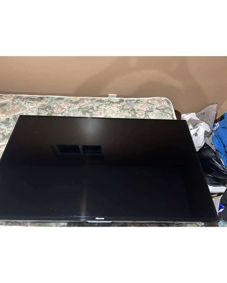 Hisense R6E3 TVs Black New