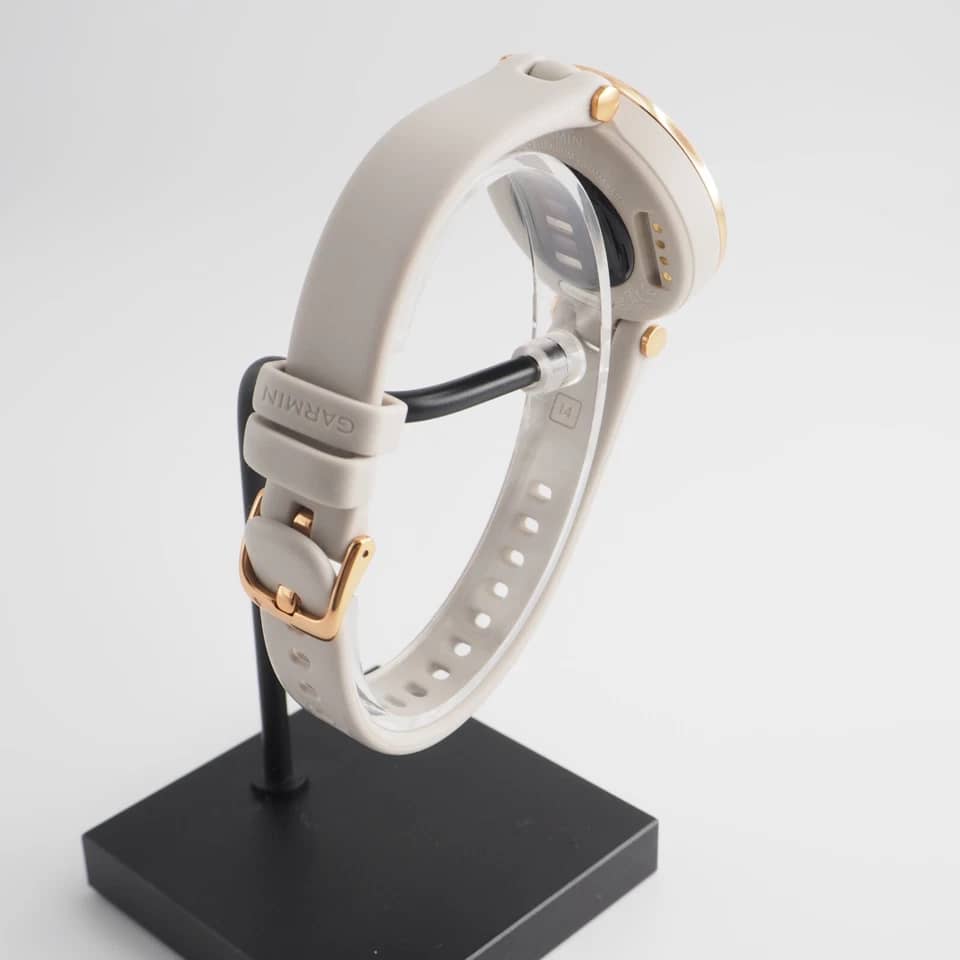 Garmin Garmin Lily Smartwatches Gold 33mm New