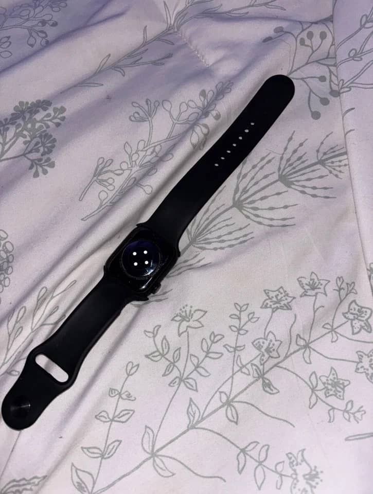 Apple Watch Series 8 Smartwatches Gold