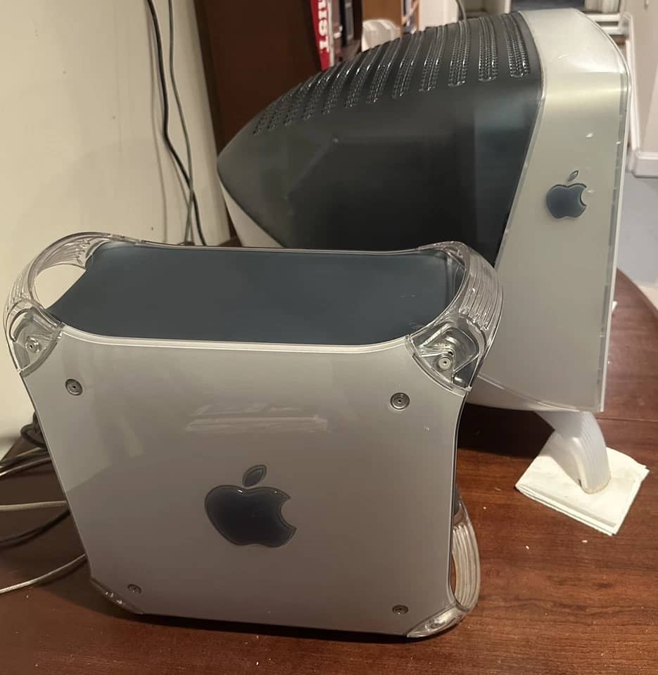 Apple Studio Display Monitors For parts or not working