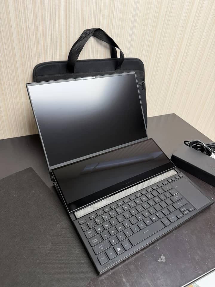 ASUS ROG Zephyrus GX650 Computers 2TB 64GB Refurbished - Good