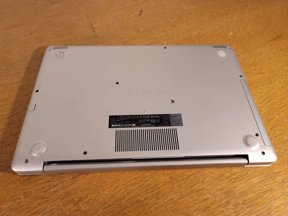 Dell Inspiron 15 5570 Computers 1TB 12GB Open-Box Excellent
