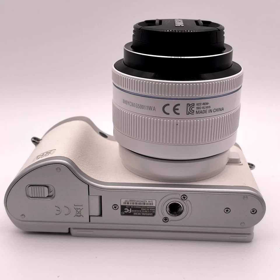 Samsung NX300 Digital Cameras Brown New Body Only