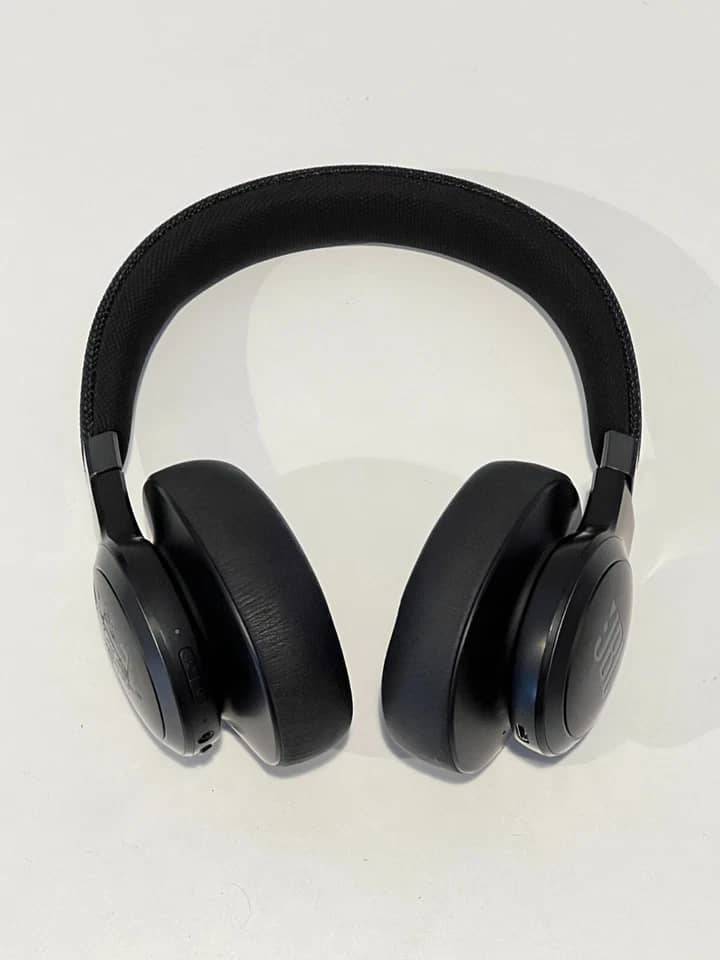 JBL JBLT770NCBLKAM Headphones & Earbuds Black New