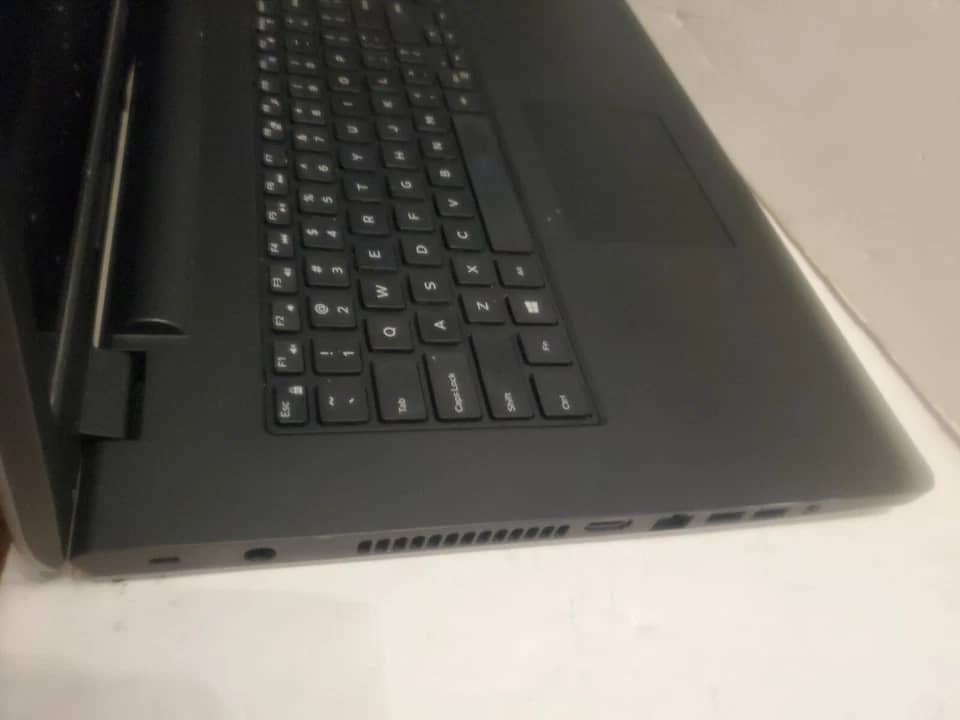 Dell Inspiron 5748 Computers 240GB 8GB Used - Good