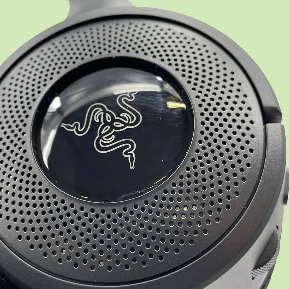 Razer Kraken V4 X Headphones & Earbuds Yellow New