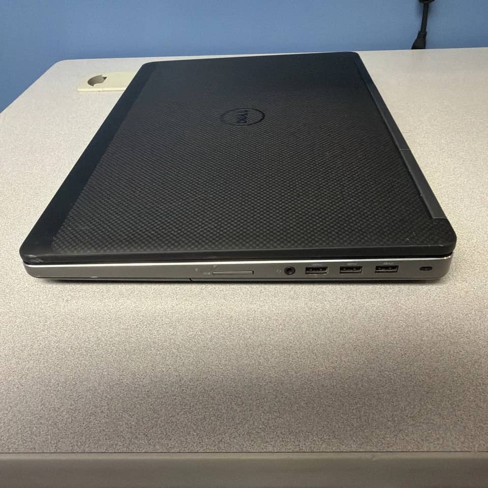 Dell Precision 7520 Computers 128GB 16GB Refurbished - Excellent