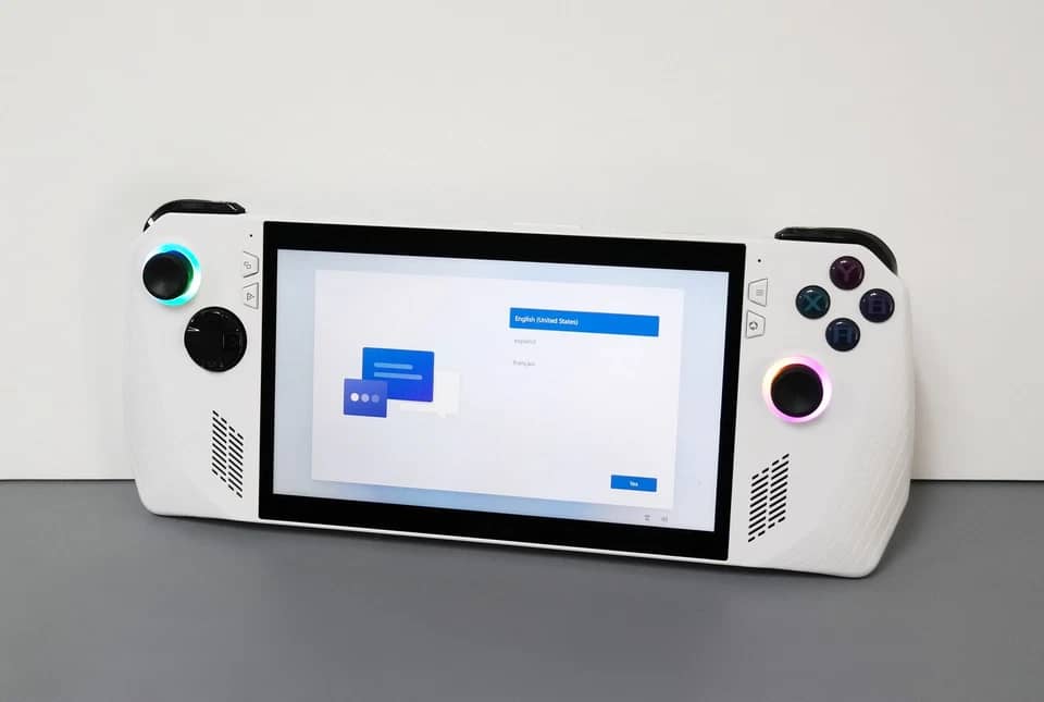 ASUS ROG Ally 7 Video Game Consoles White AMD Ryzen Z1 Extreme New