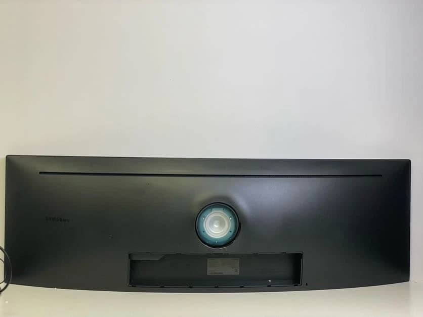 Samsung S95UA Monitors For parts or not working