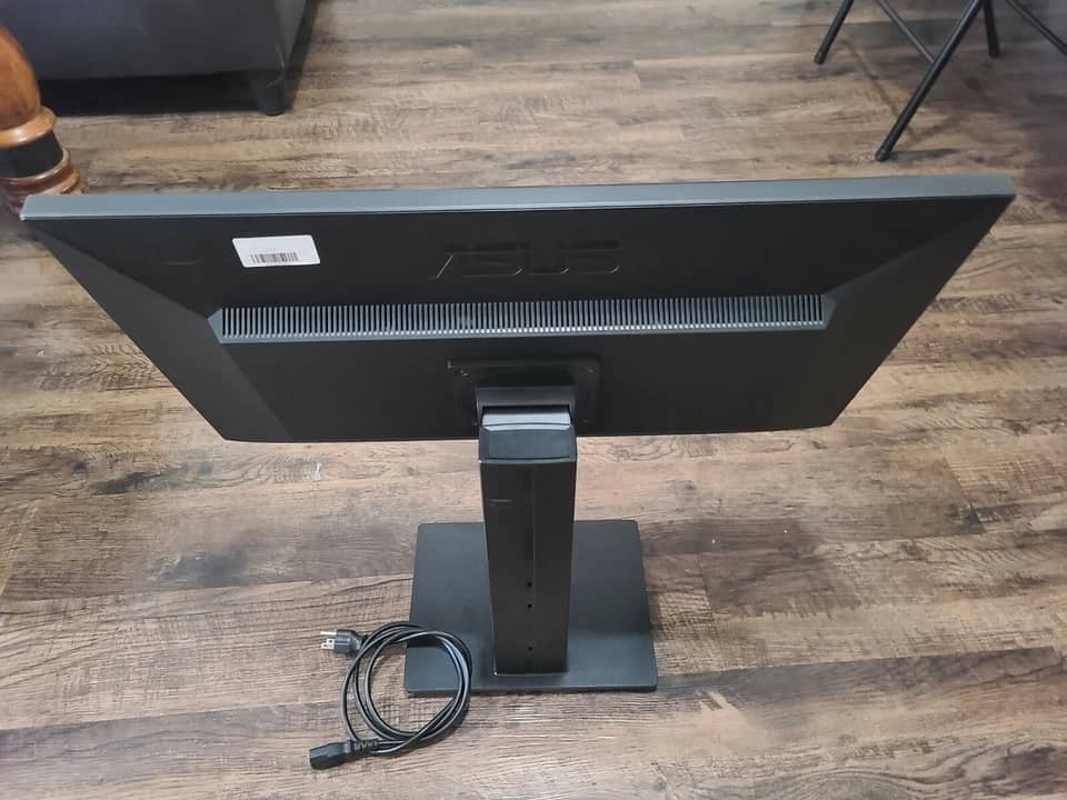 ASUS MG28UQ Monitors Black Used - Good
