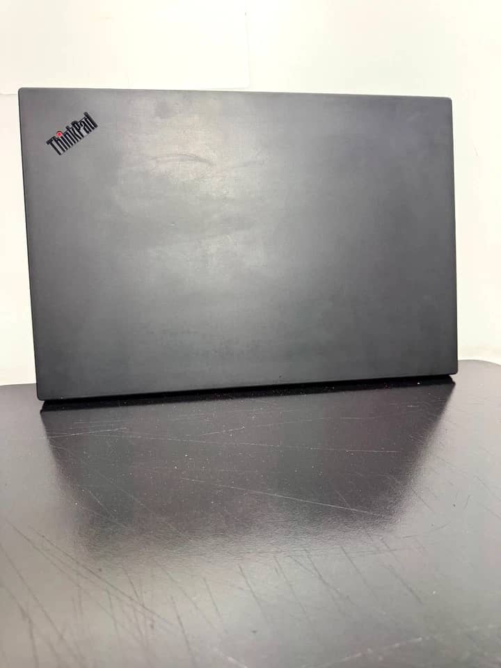 Lenovo ThinkPad P1 Gen 2 Computers 512GB 16GB Used - Good