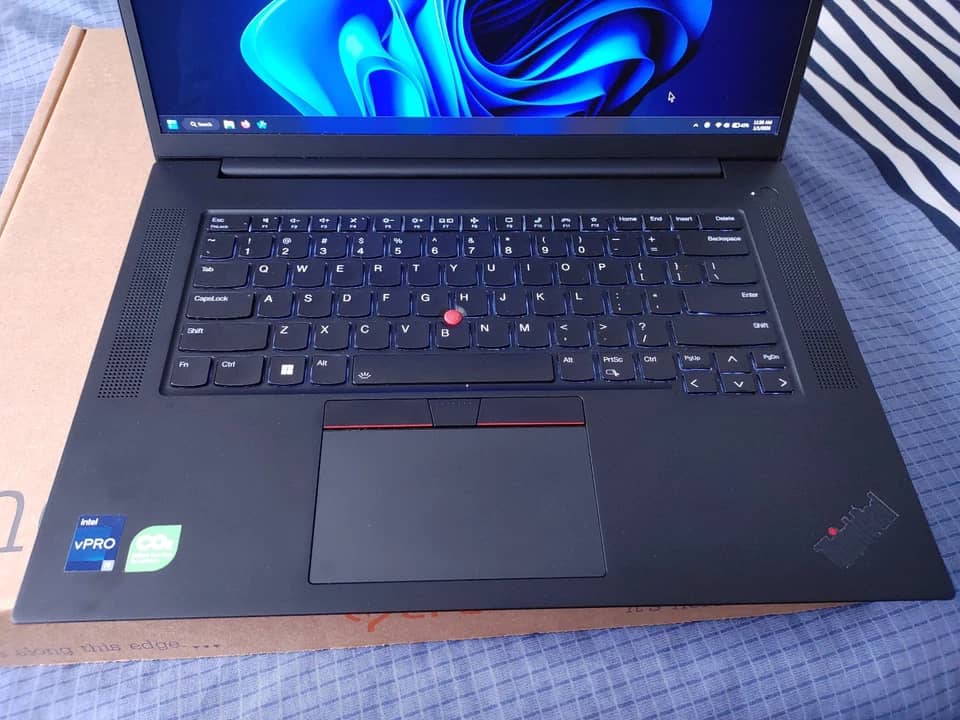 Lenovo ThinkPad P1 Gen 6 Computers 512GB 16GB Used - Good