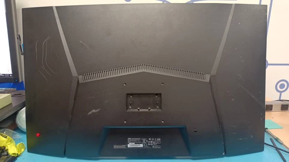 MSI G32C4X Monitors Black Open-Box Excellent