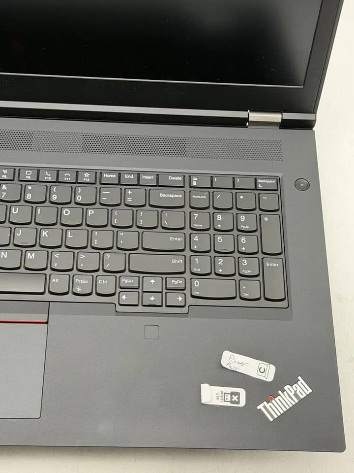 Lenovo ThinkPad P17 Gen 1 Computers 32GB For parts or not working