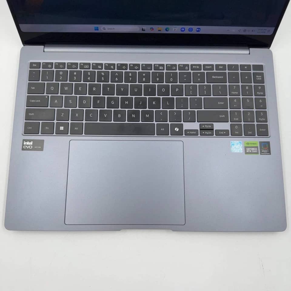 Samsung Galaxy Book4 Computers 1.5TB 16GB New