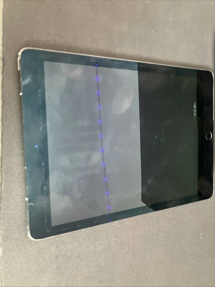 Apple iPad Pro 1st Tablets Gold 128GB For parts or not working 9.7"