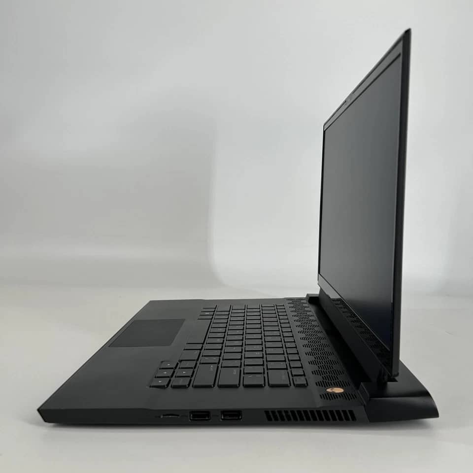 Dell Alienware m15 R3 Computers 250GB 16GB Open-Box Excellent
