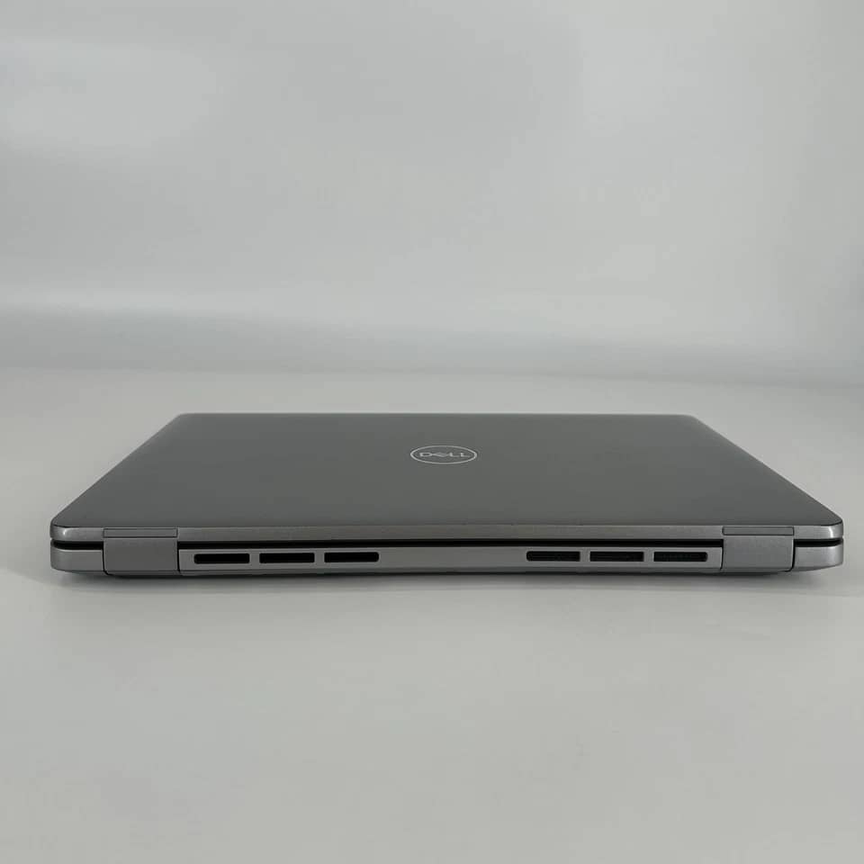 Dell Precision 3490 Computers 512GB 16GB Open-Box Excellent