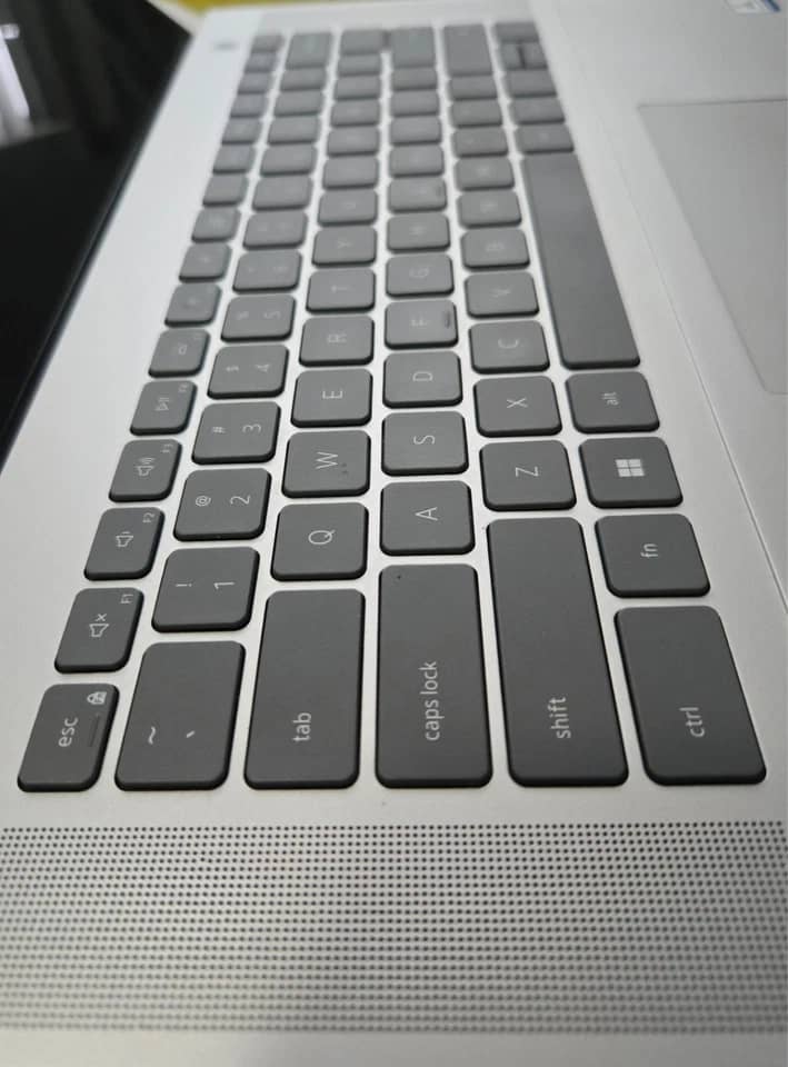 Dell Inspiron 16 5625 Computers 512GB 16GB Used - Good