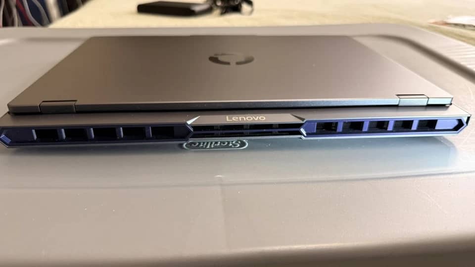 Lenovo 16IAX10 Computers 1TB 32GB Open-Box Excellent